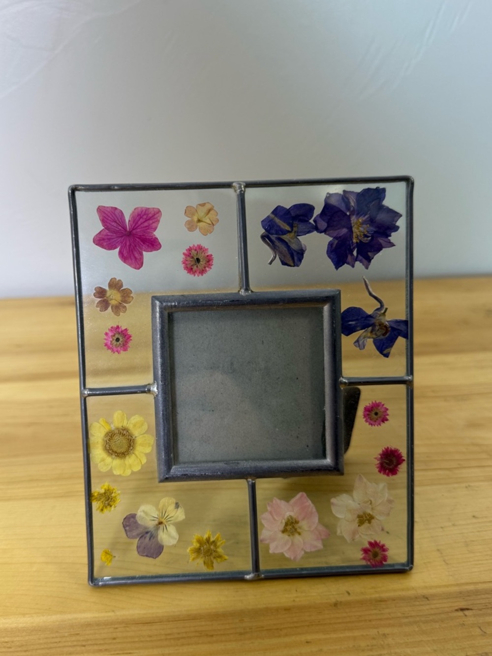 Vintage Carr Pressed Flower Picture‎ Frame Glass Small